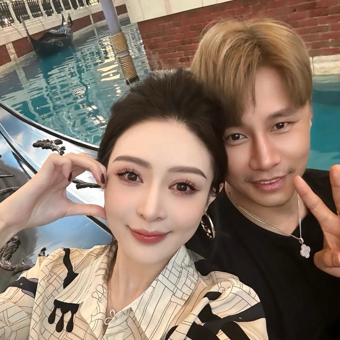 李老板的三宝贝（变美日记）