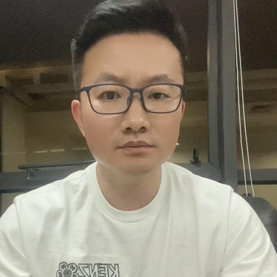 渔纬港海鲜自助创始人
