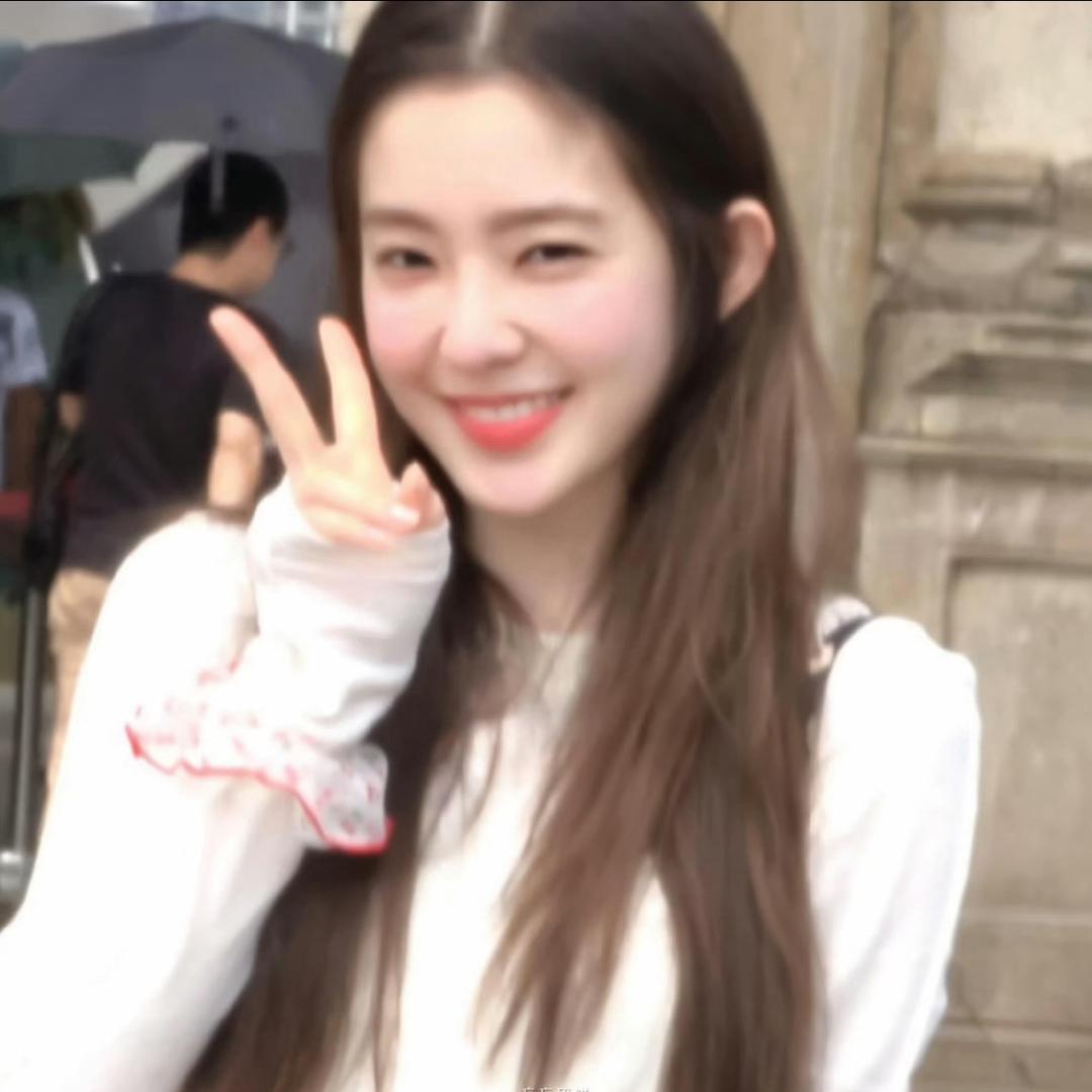 奶一口果冻呀呀