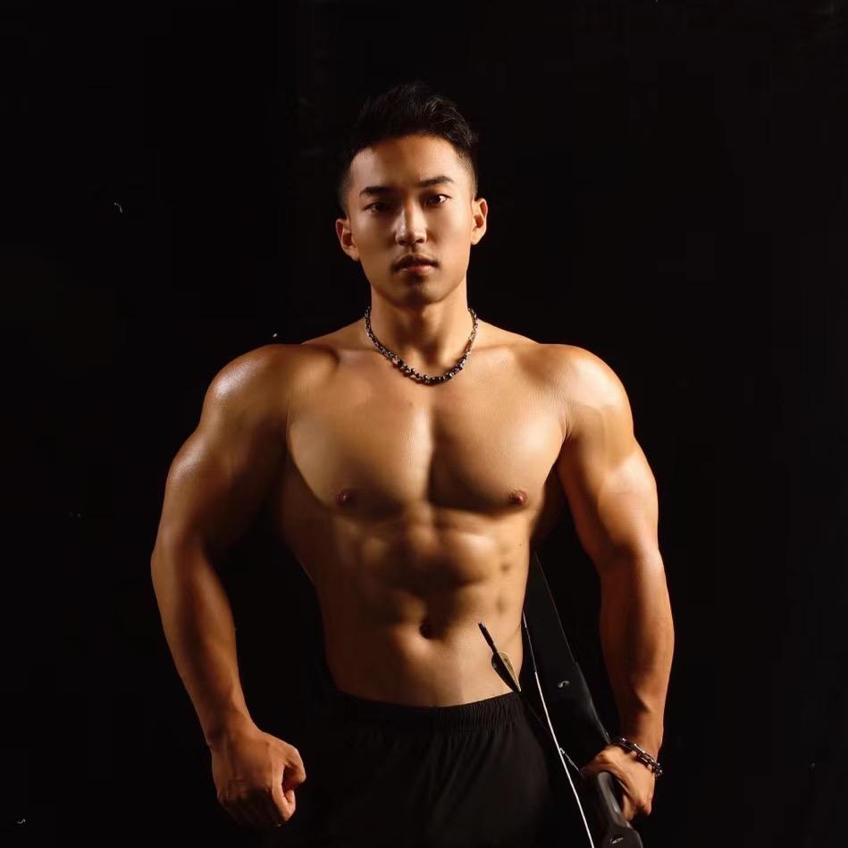 健身大魔王 坤哥