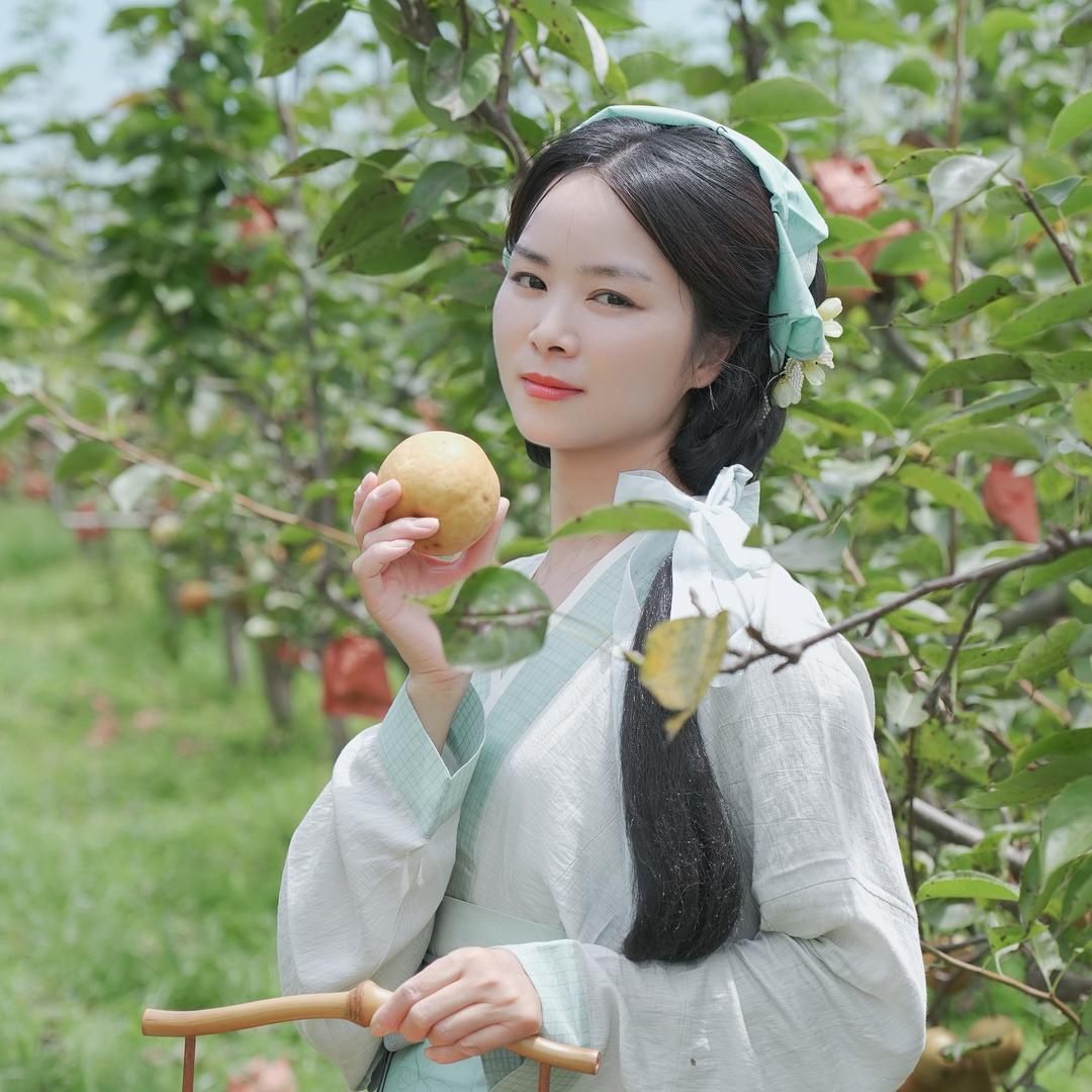 三菜一汤老板娘