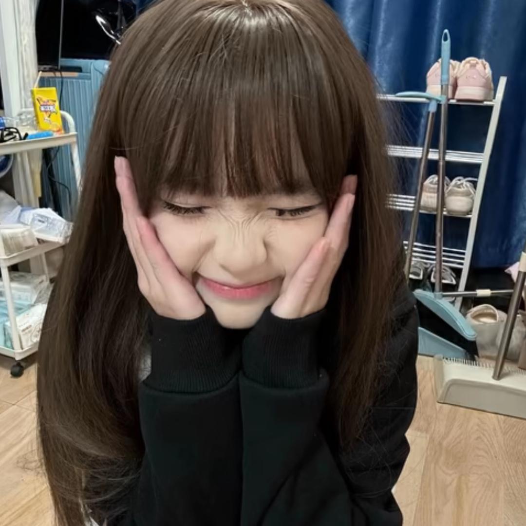 易安/