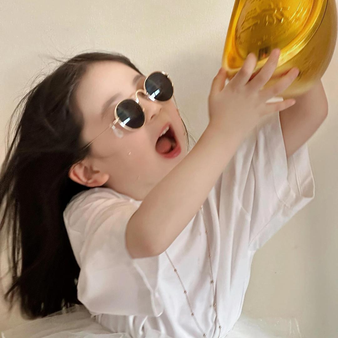 小困包~