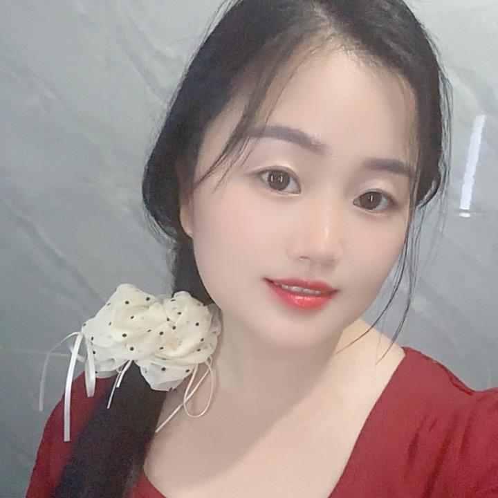 柒月