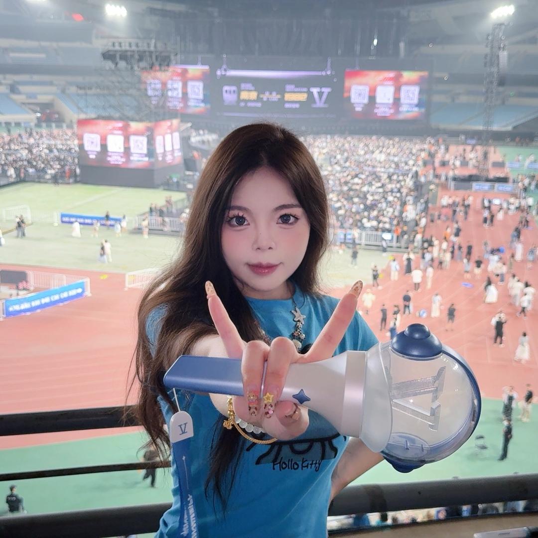 灰灰没睡醒（见过杰哥🤙🏻次版）