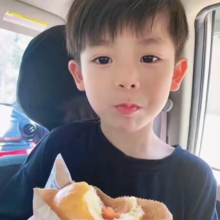 熊抱抱🧸