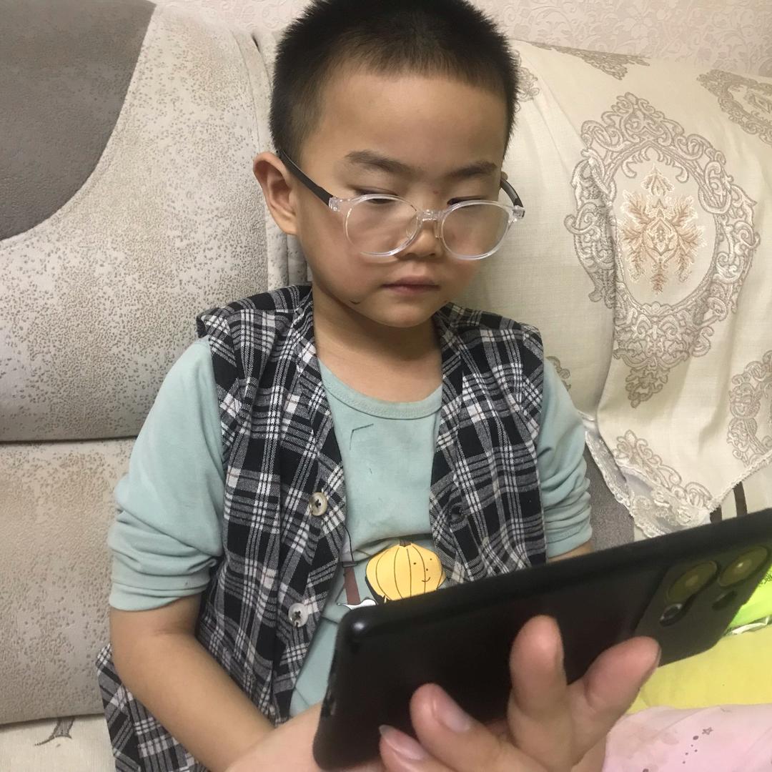 康康