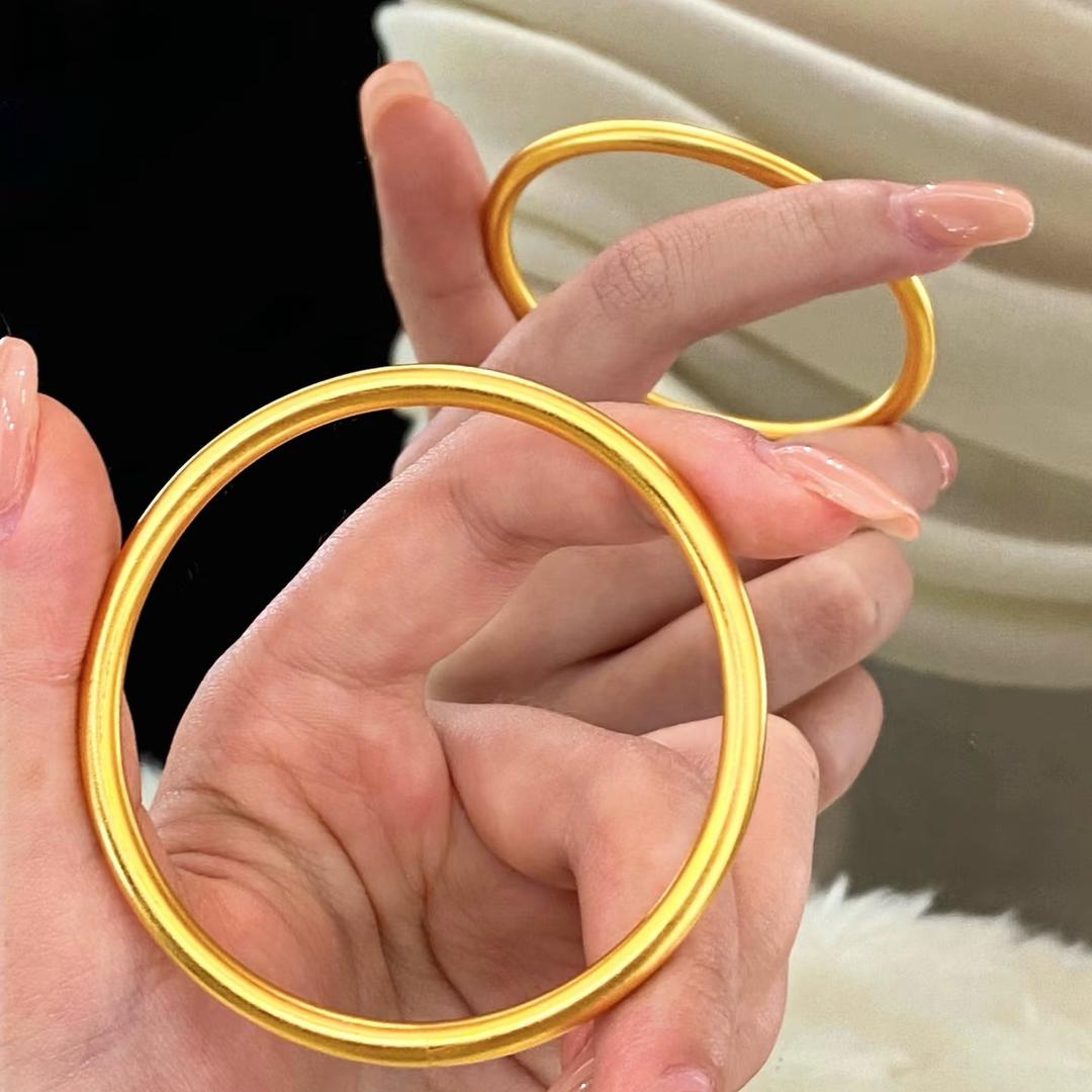 臻宝饰界工厂店