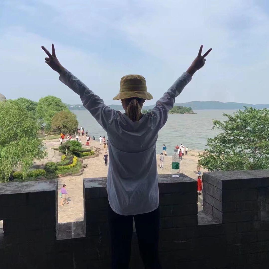 广顺二手车行李晶晶