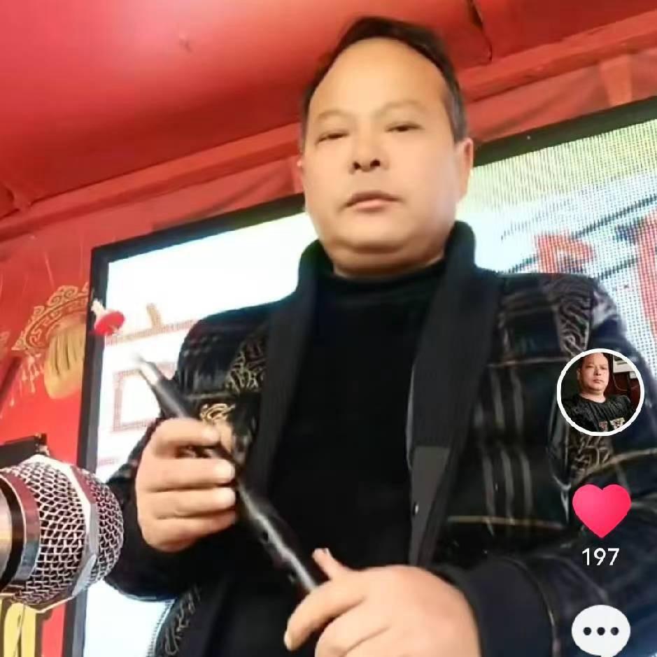 颍上县，润河徐家演艺团