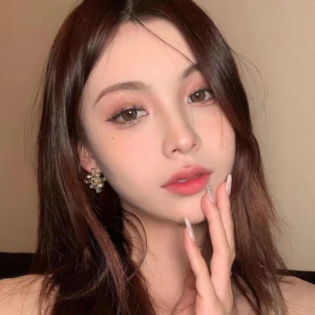 红霞服装