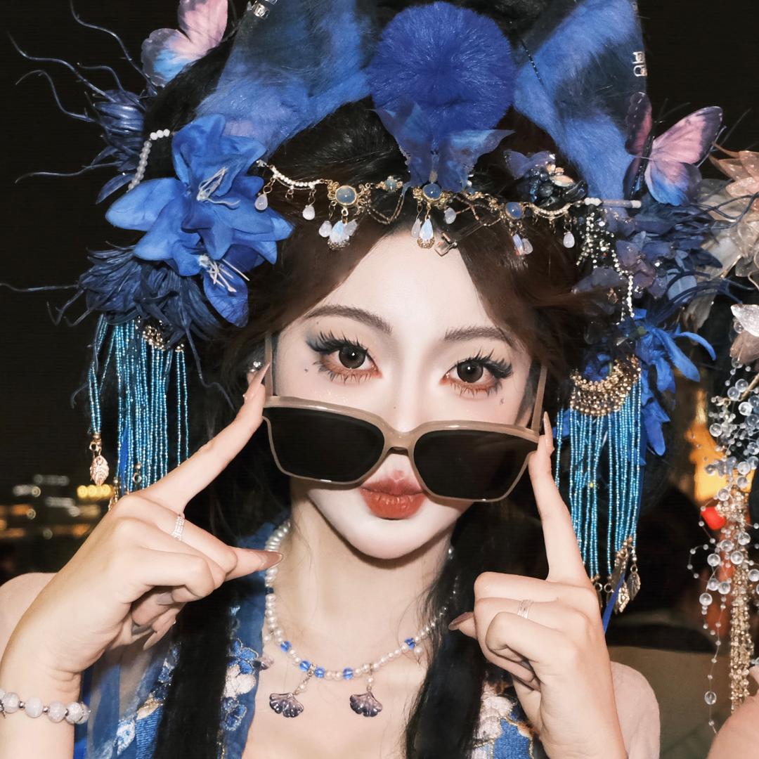 陆月