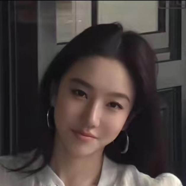 LiLi-李慧儿生活号 の品质衣橱