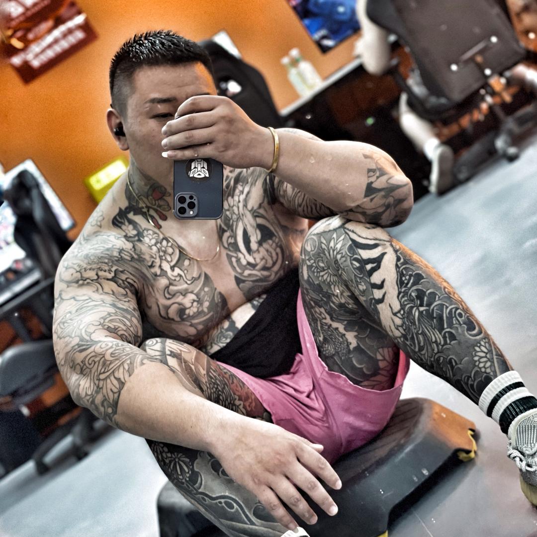 堂口刺青—彫鹏