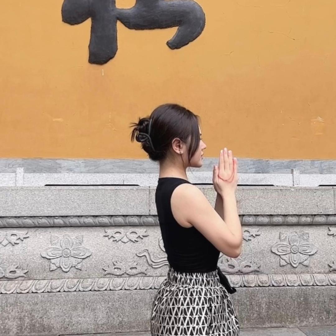 娜娜吖