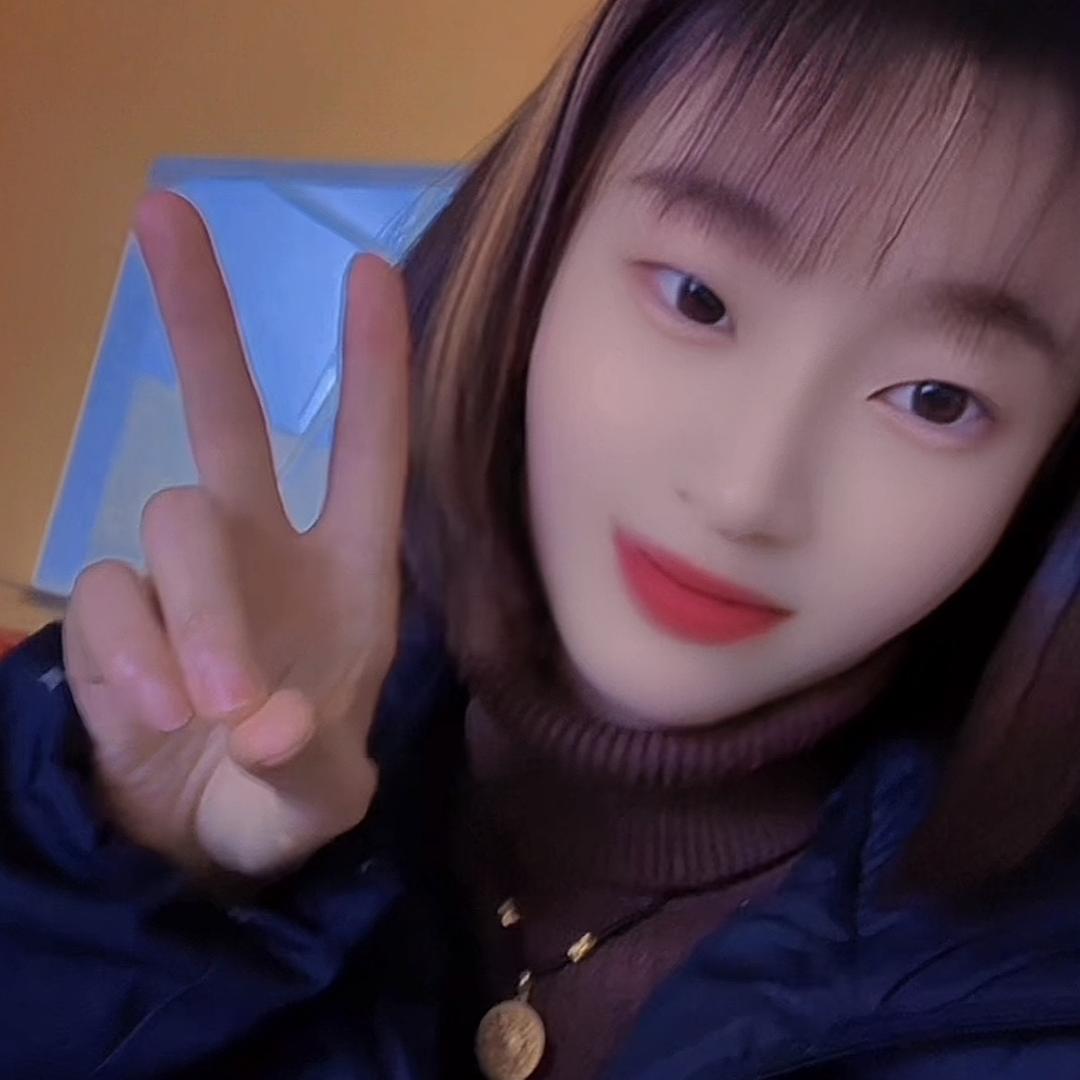 亞麻色的讪笑