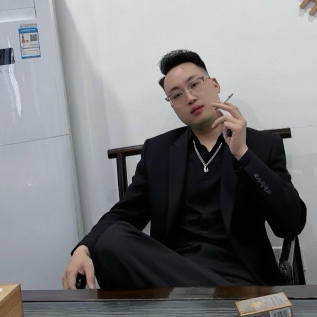 潮16（耒阳店）何先森