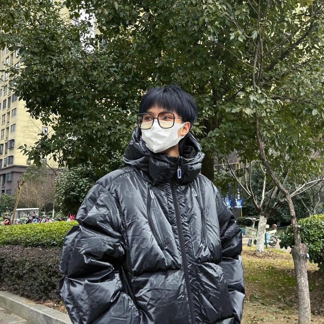 疯诳小杨弟（三只羊）