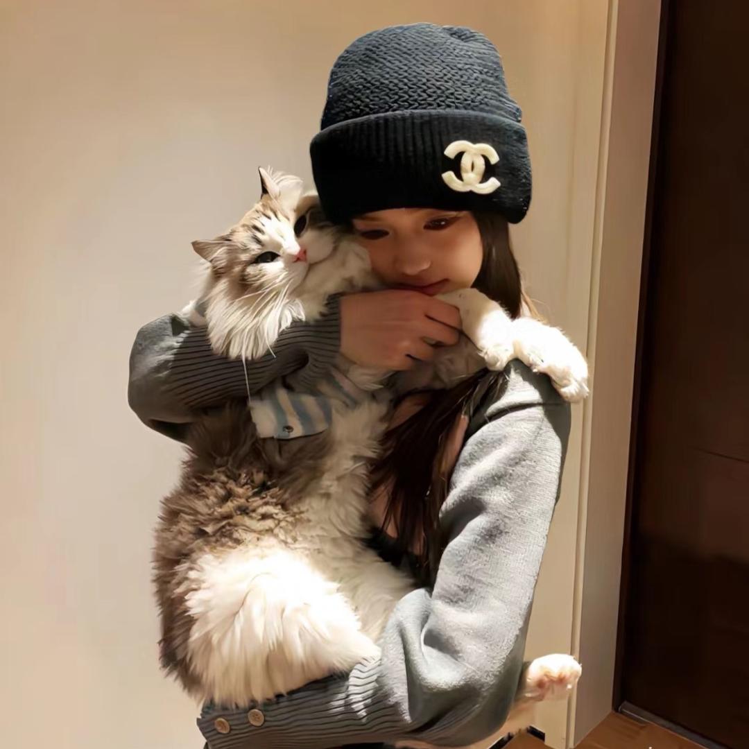 ㅤ Wㅤ    ㅤ