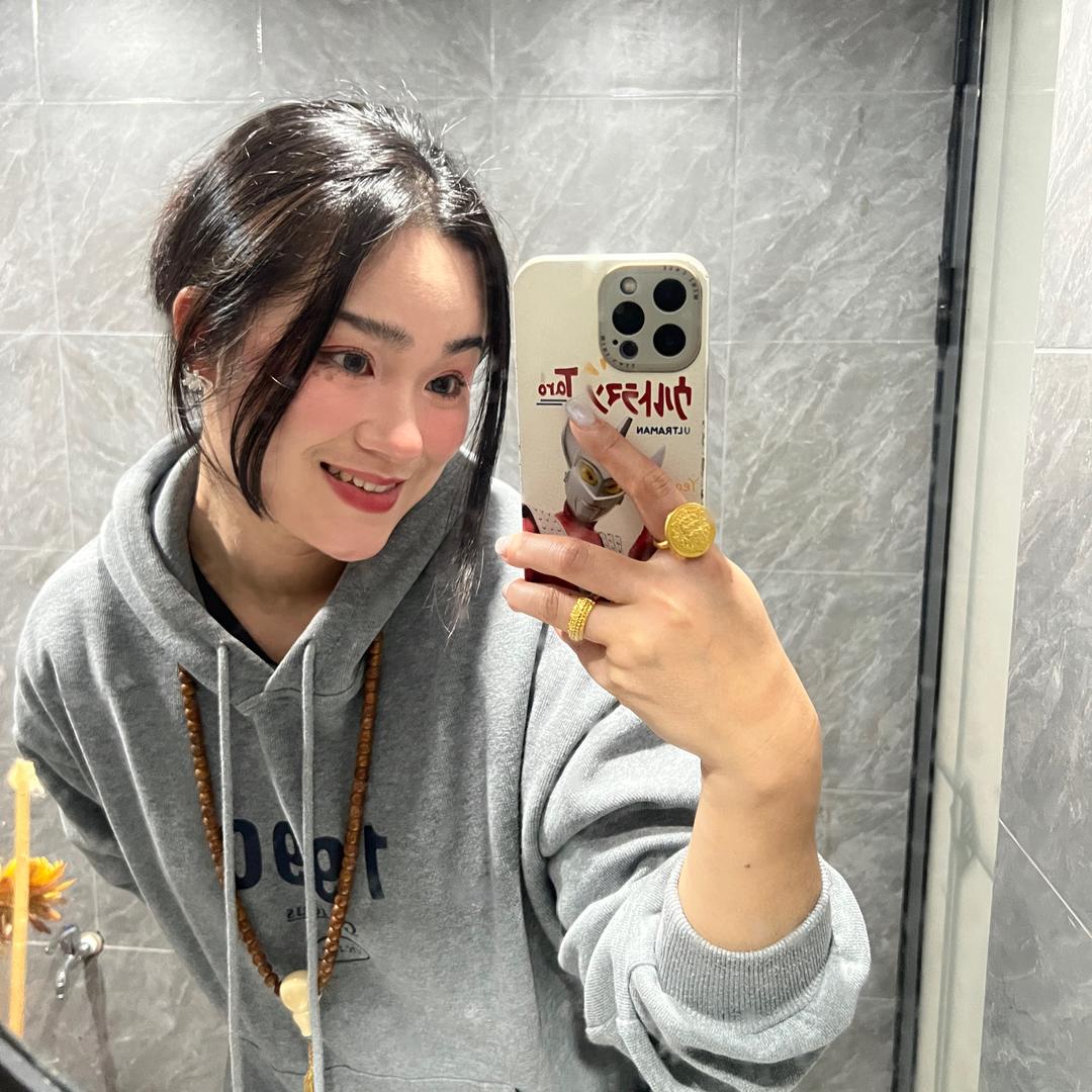 奇奇怪怪可可爱爱🥱