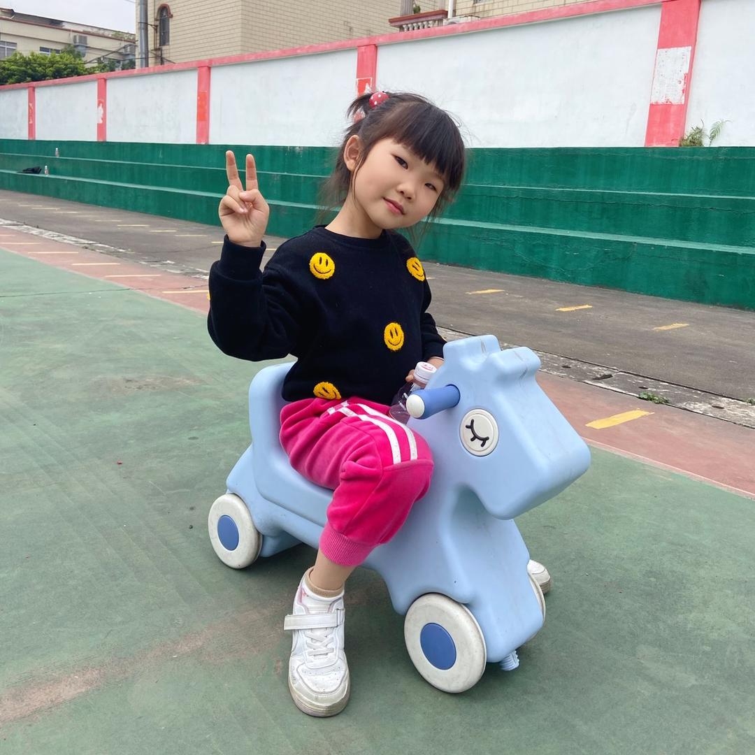 小学大瑜