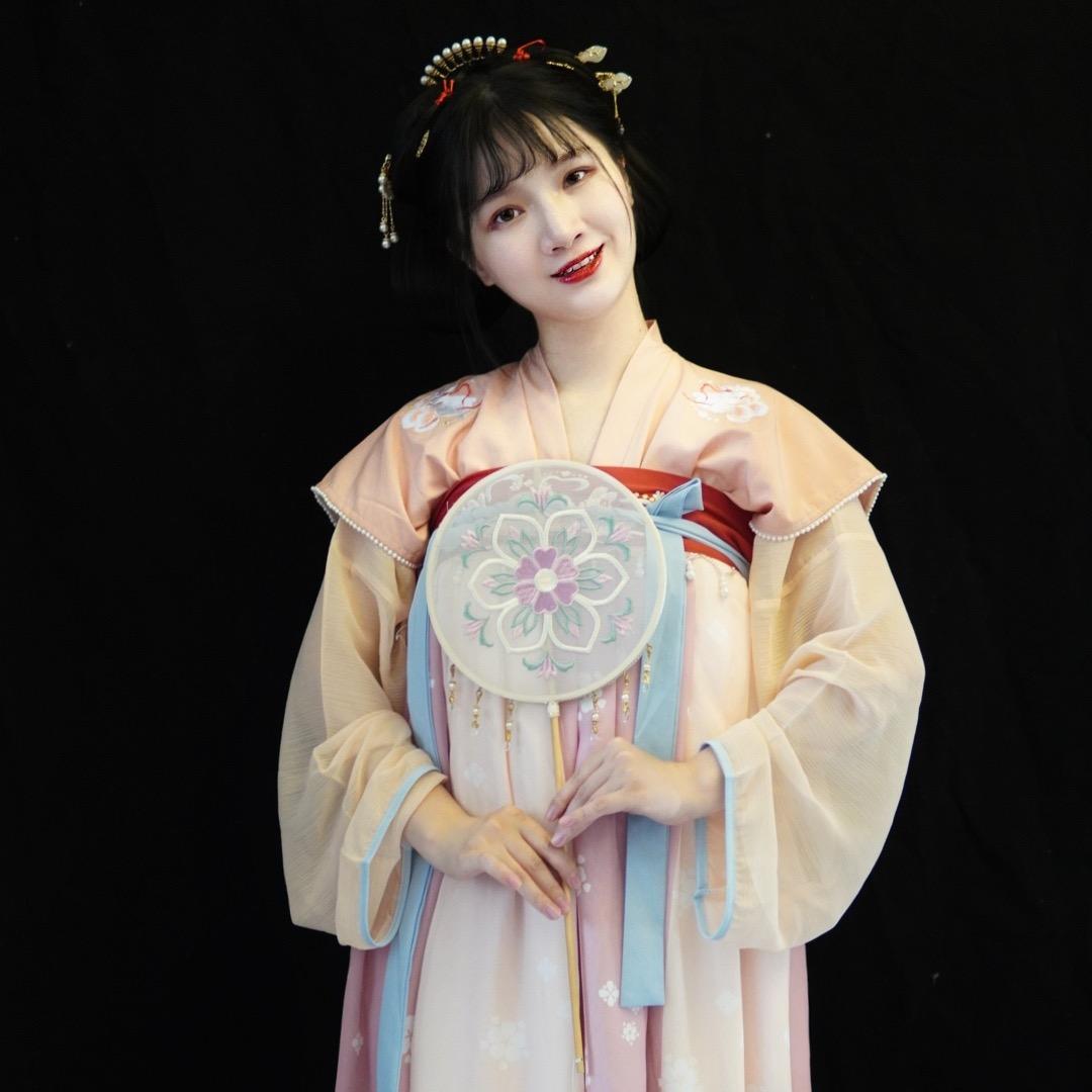 凌姑娘（妆娘）