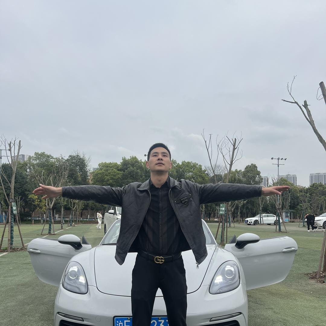 彭水拉法租车10年（红哥）