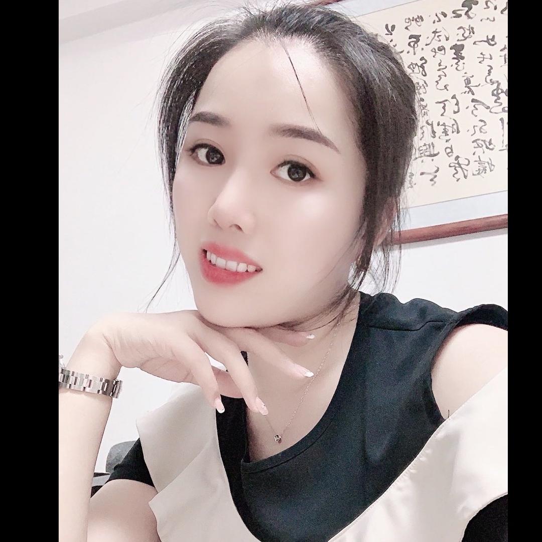 小珺主（百姓居专业修脚