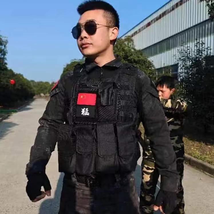杨教官