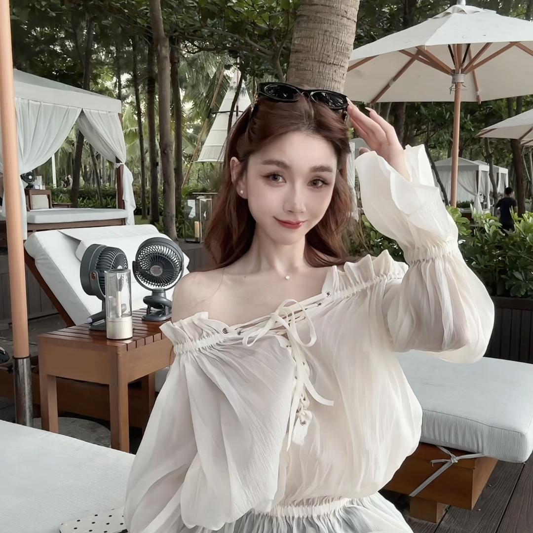卡卡自营女装直播店
