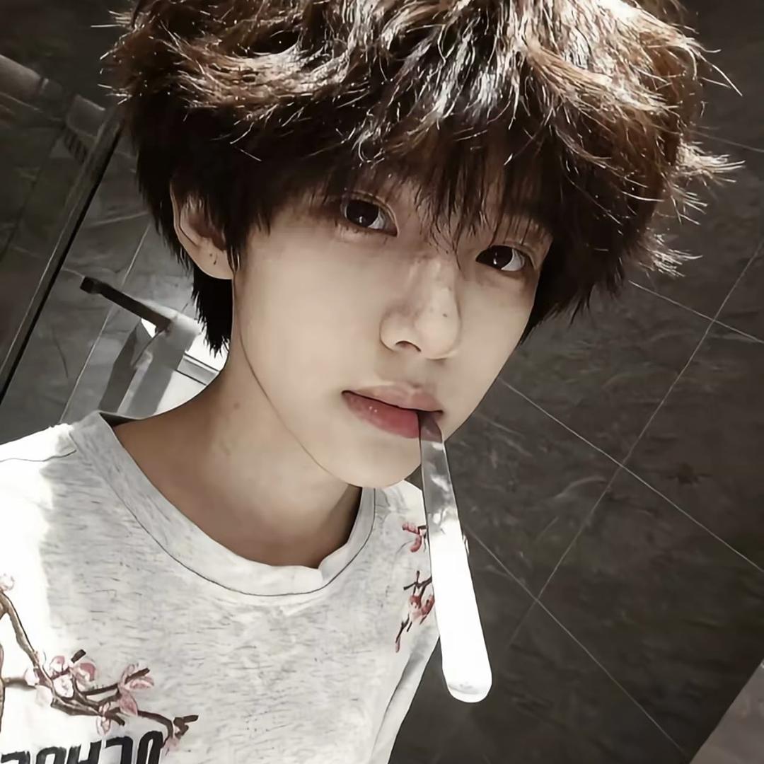 ￴￴￴￴￴￴ ￴￴￴ ￴