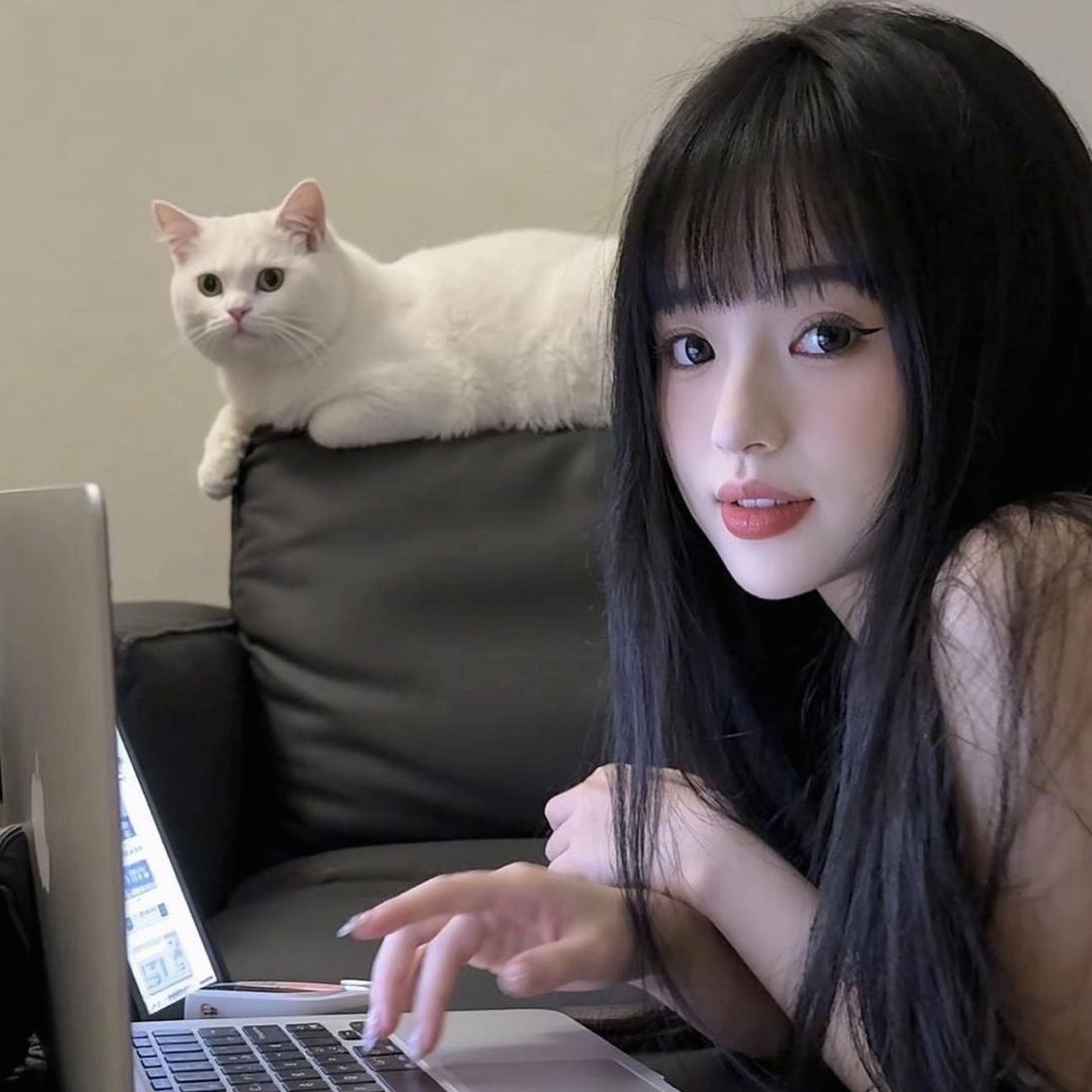 小小范.