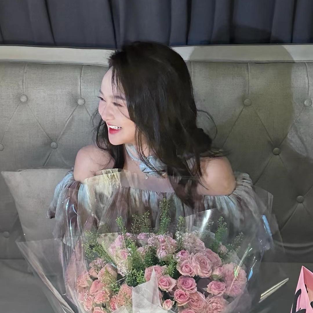 脾气古怪的孤僻小老头