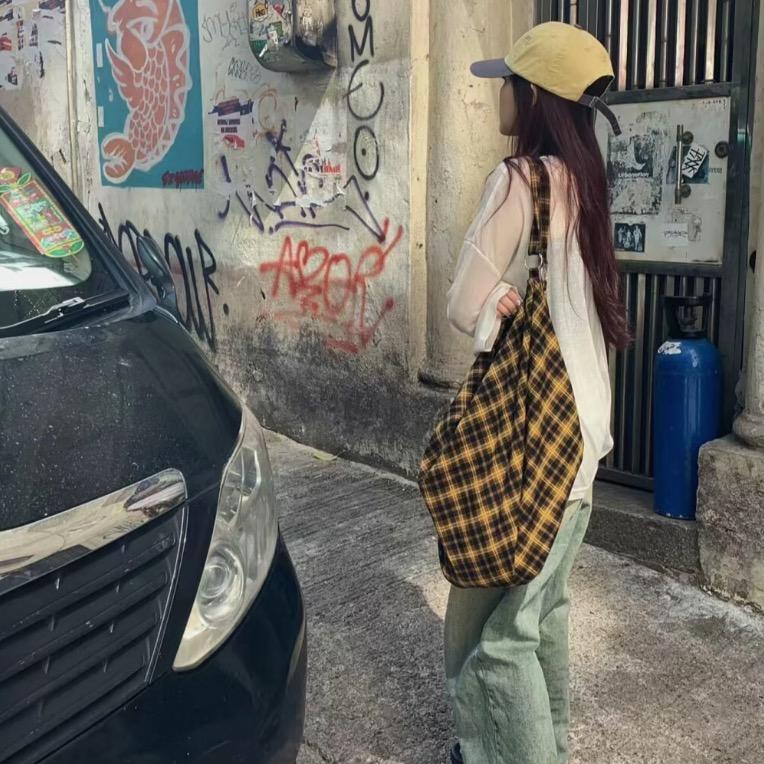 张慧.