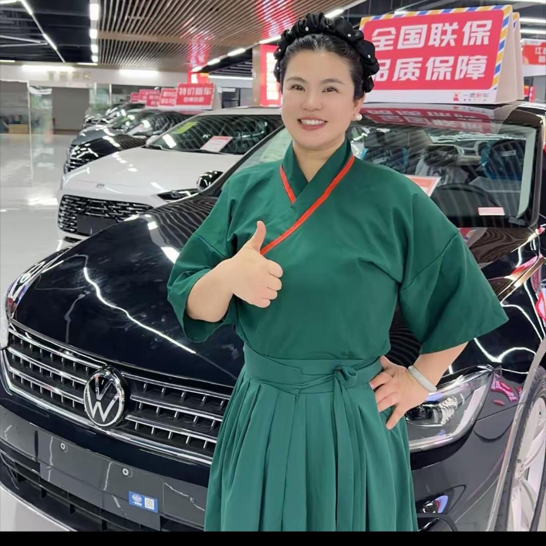 南昌半岛二手车（梅梅）