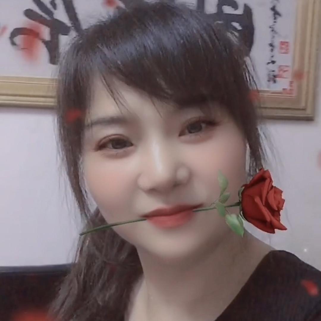 芳芳10012213355789