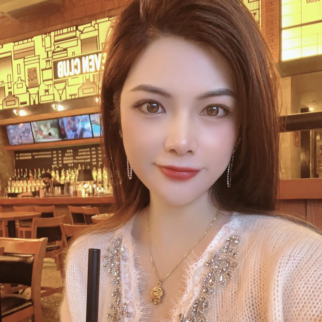 彭小柒柒服装