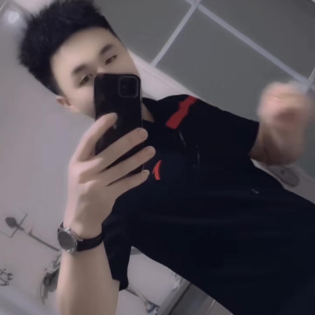 杨小龙