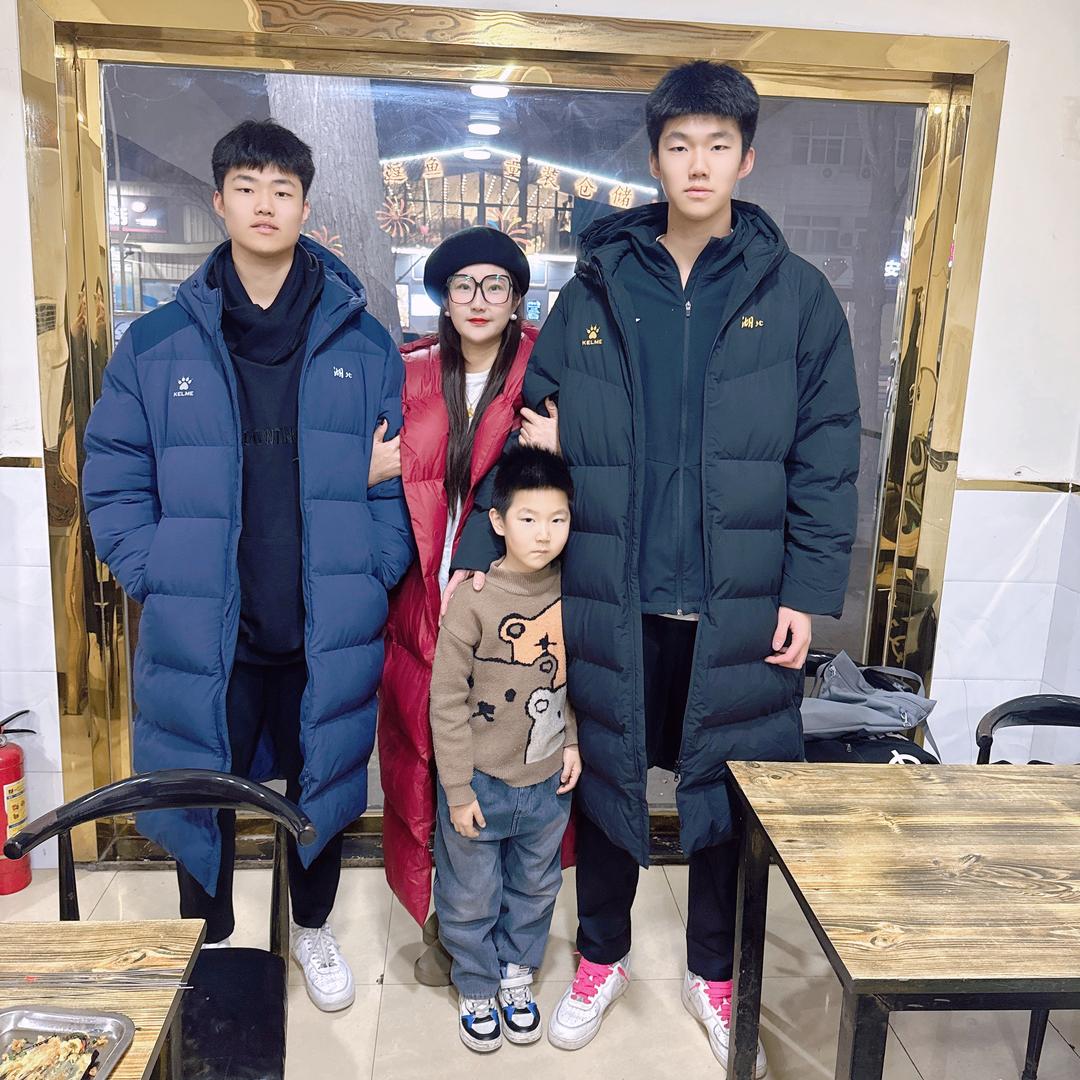 娜、些年华
