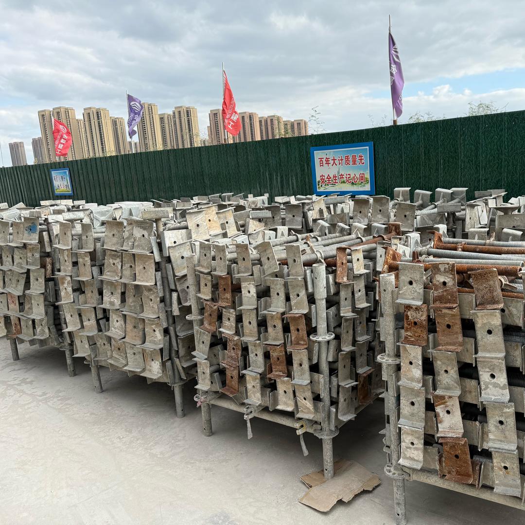 80老后阿姨干工地的日常