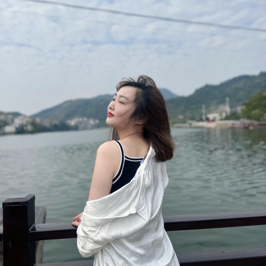 溆浦房产苗苗