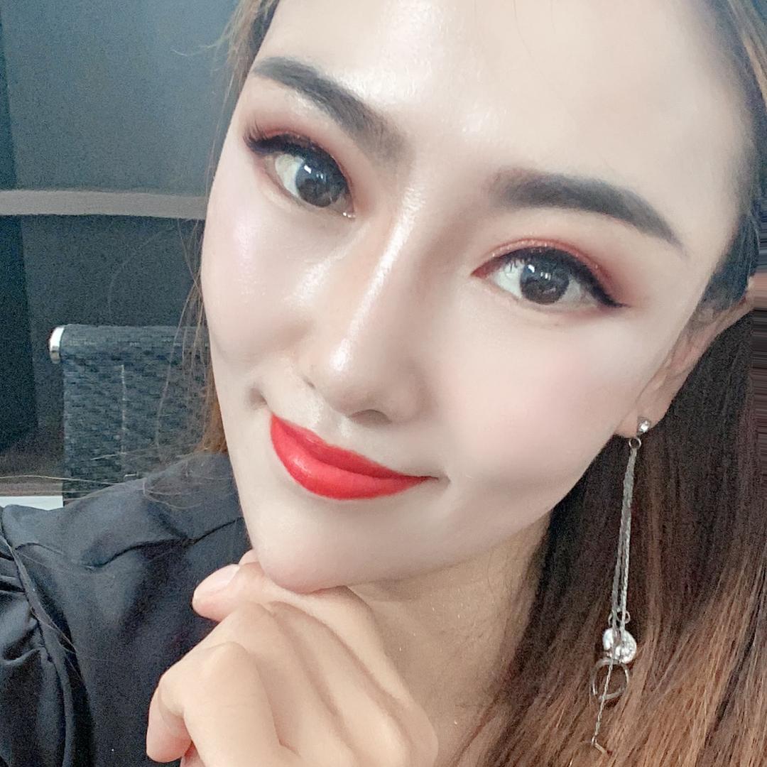 柚三妹(已瘦50斤)私自加你的都是骗子