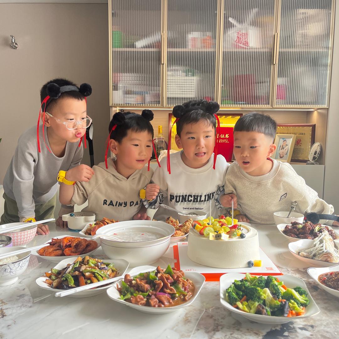 艺光年少儿形体模特