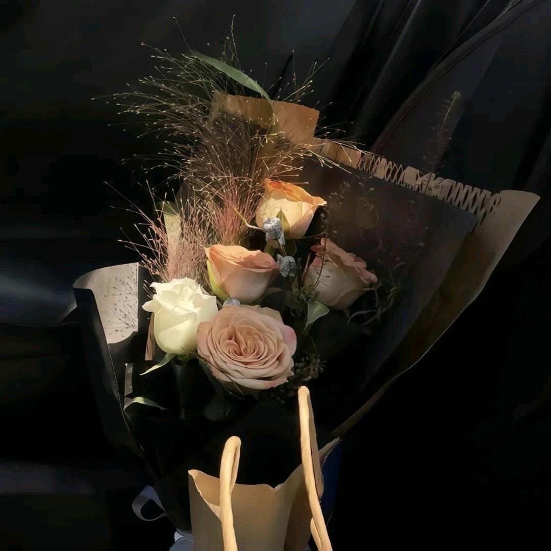 一路生花·鲜花店