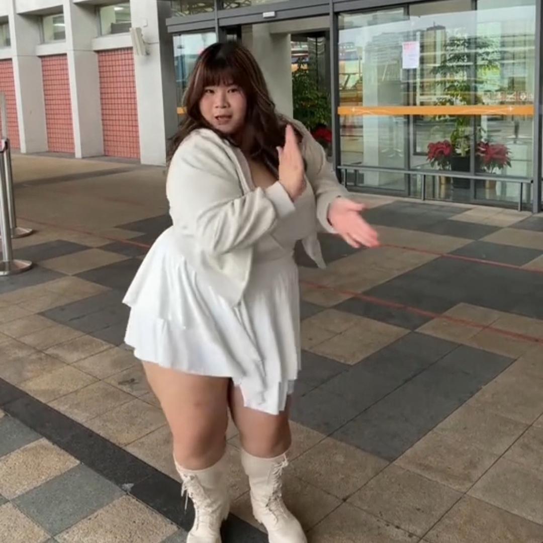 胖曼曼同学