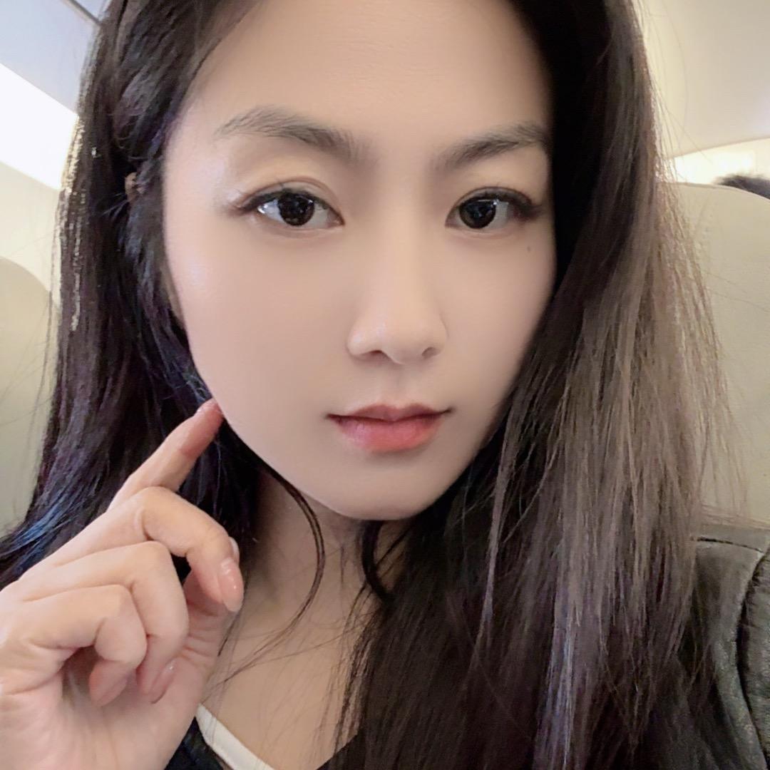 优悠😎⁹²¹¹