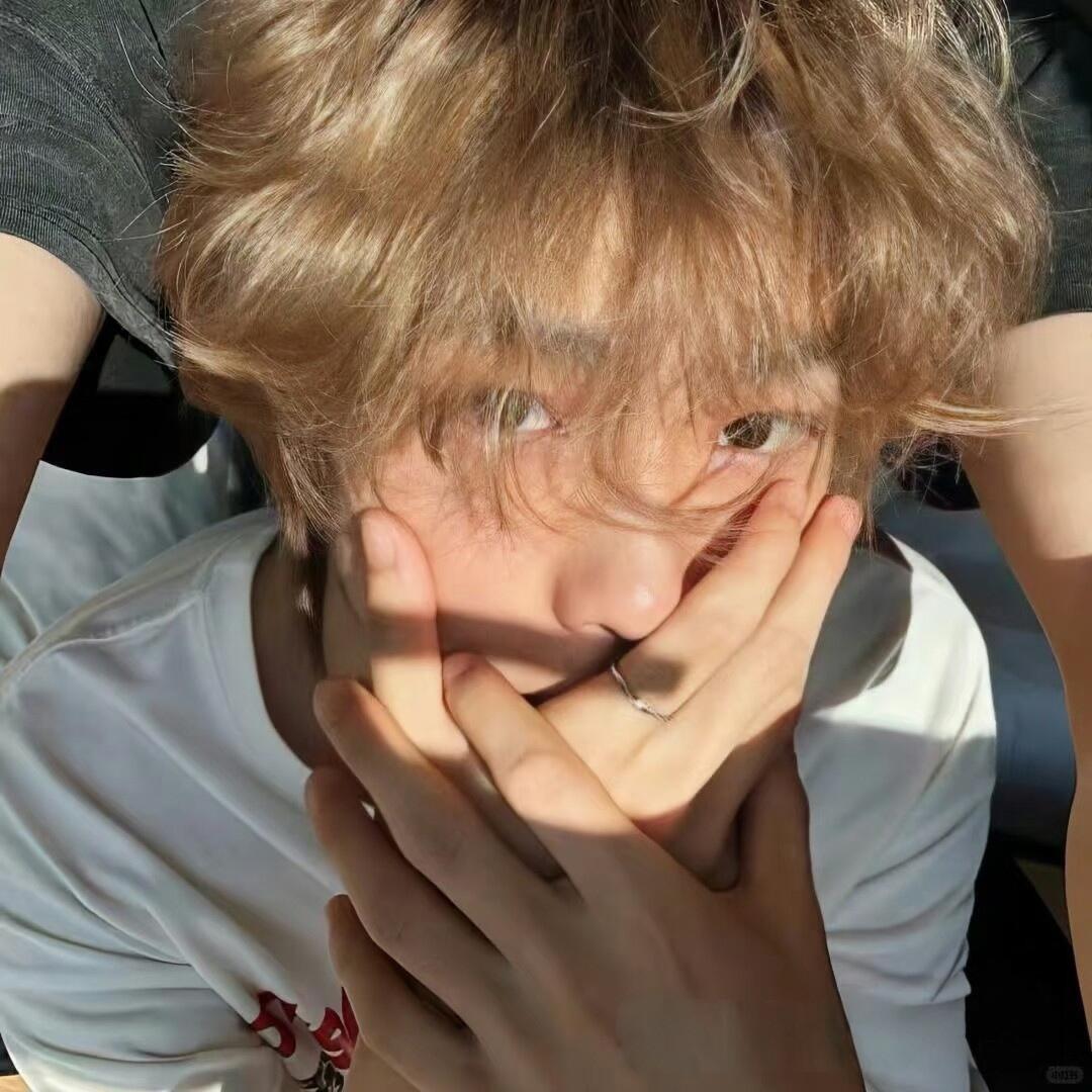 Kris_