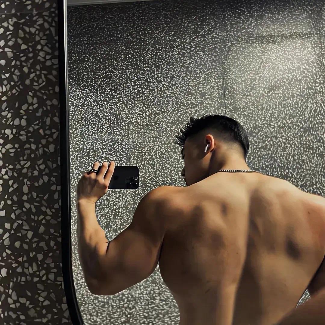 中泰健身俱乐部-阿杰（接线上线下）