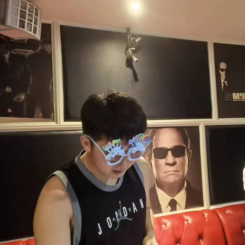 日日今天开心了嘛