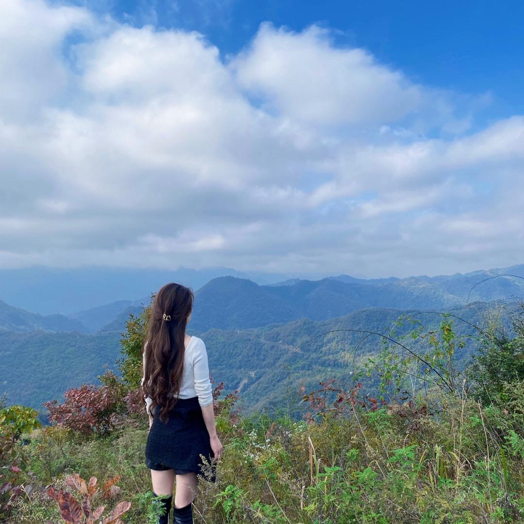 黄静